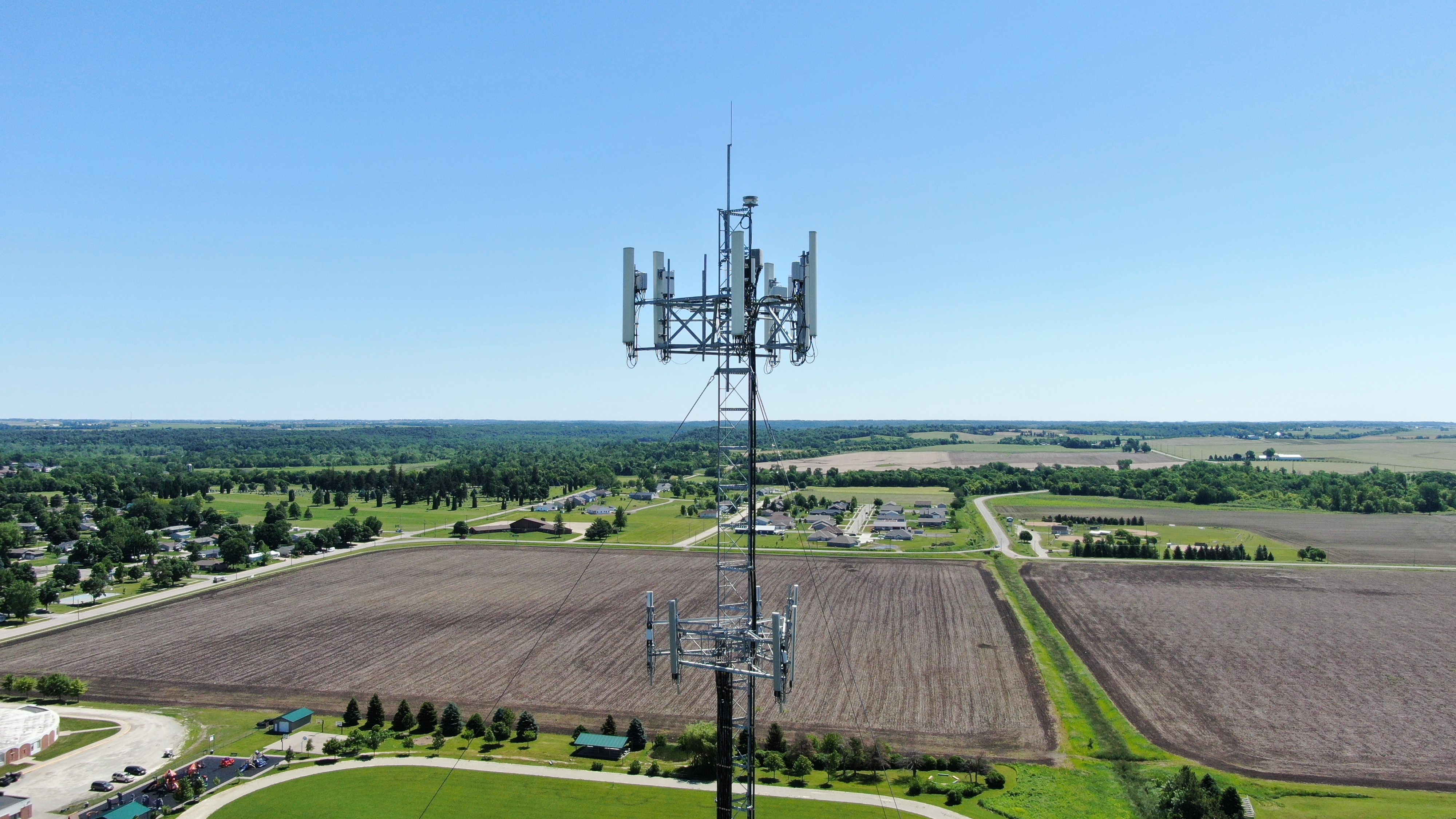 Strategic Wireless Infrastructure Fund Buys Iowa Cell Tower Portfolio