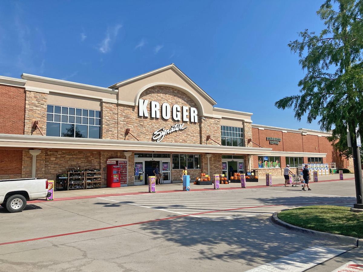 Phillips Edison Buys Shopping Plaza in Dallas-Fort Worth Market