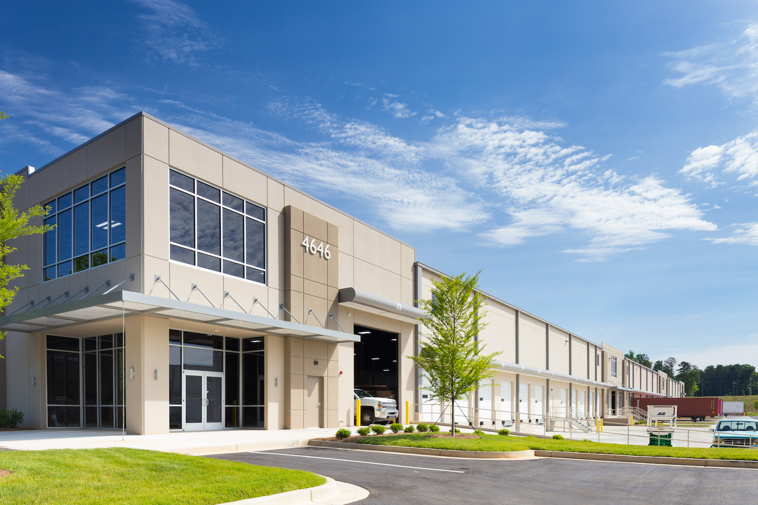 JLL Income Property Trust Buys Four-Building Distribution Center Near Atlanta