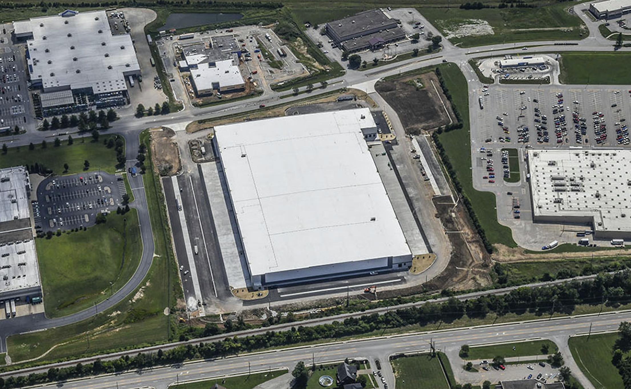 JLL Income Property Trust Buys South Louisville Distribution Center