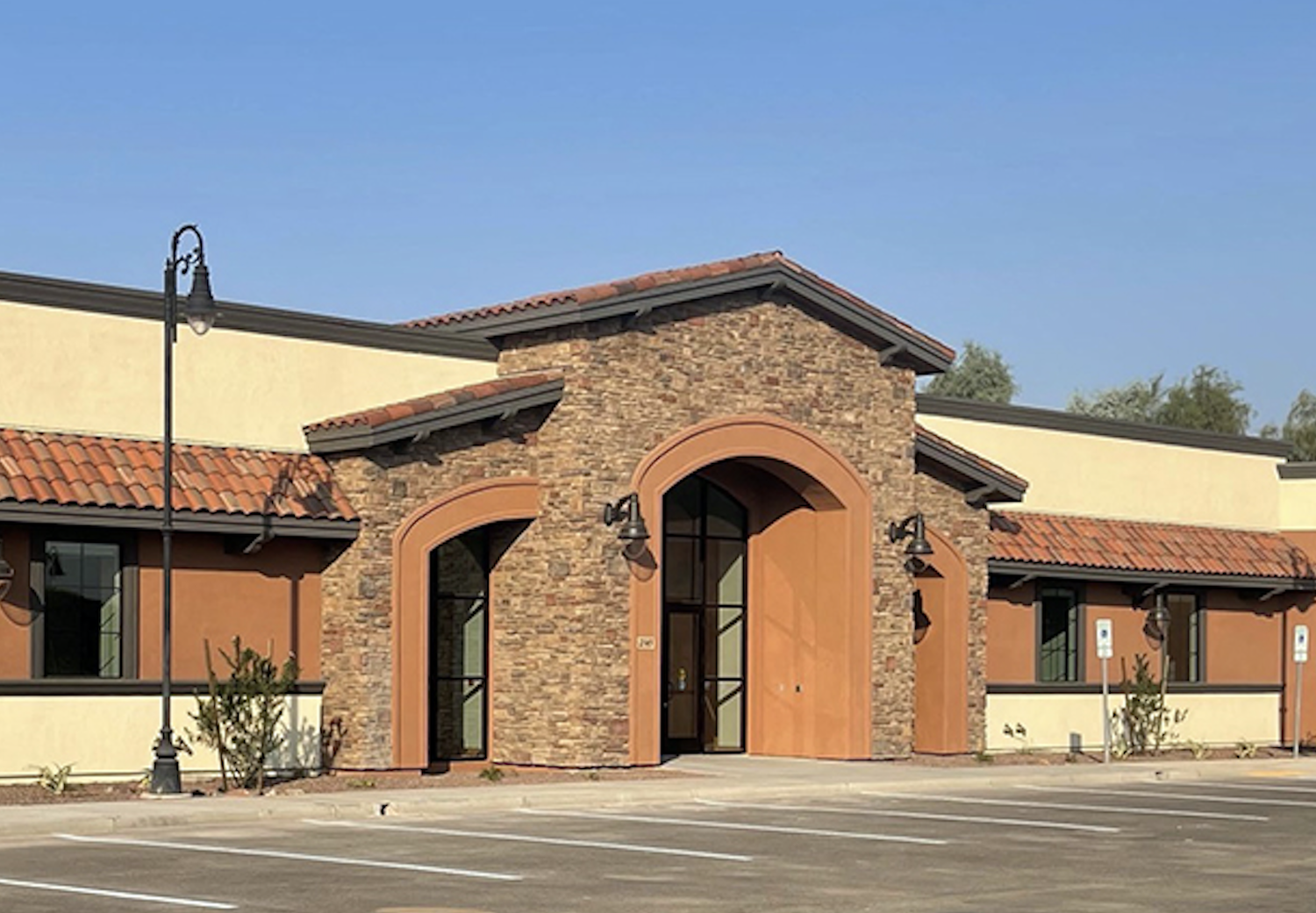 Capital Square 1031 Buys MOB and Surgery Center in Arizona for DST Offering