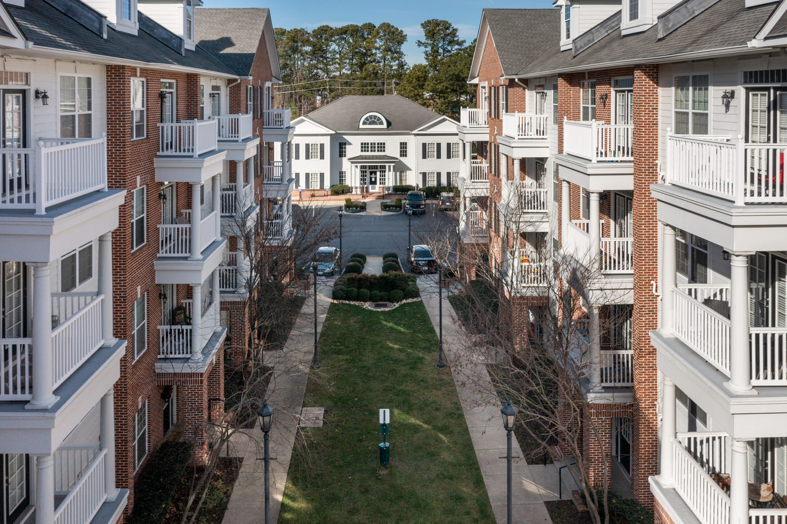 Capital Square Buys Value-Add Multifamily Community in Virginia for DST Offering